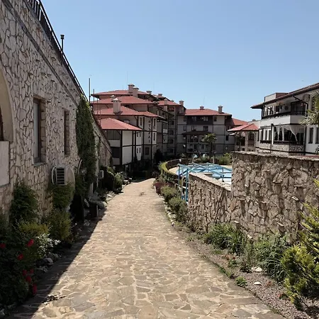 Apartment Stylish Near Harbor And Luxury Sveti Vlas