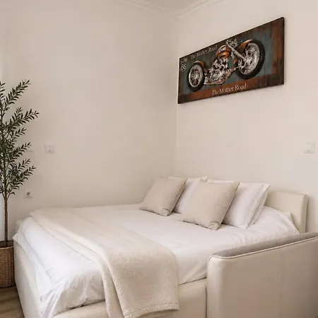 Apartment Stylish Near Harbor And Luxury