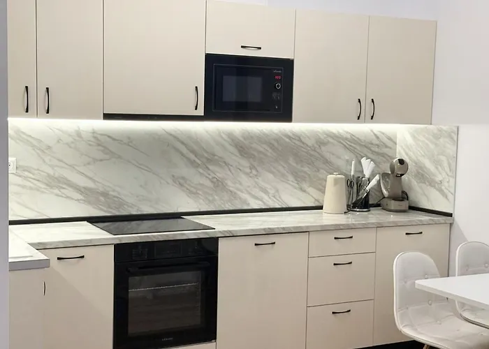 Stylish Near Harbor And Luxury